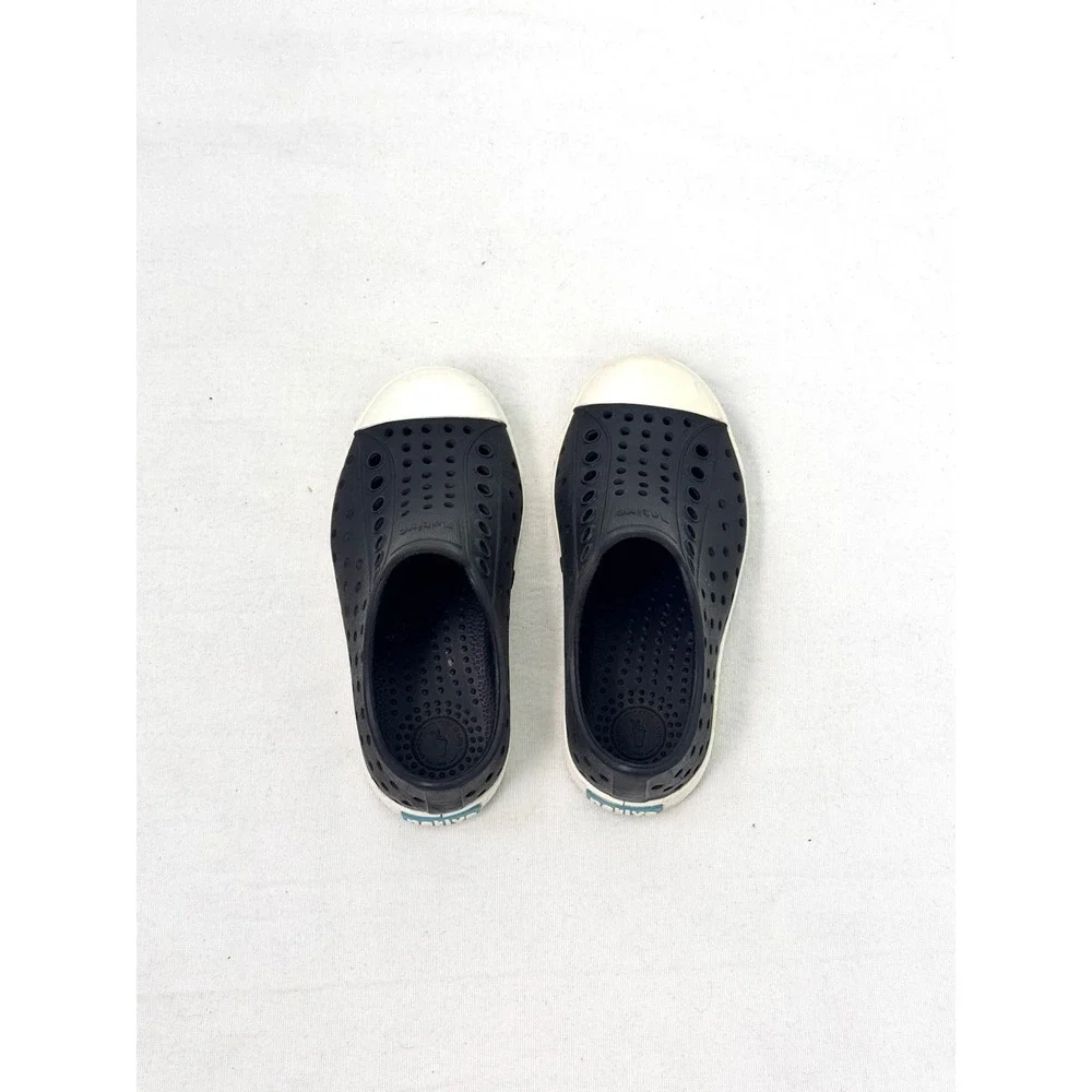 Native Jefferson Kids Navy White Slip On EVA Water Shoes Sneakers C9